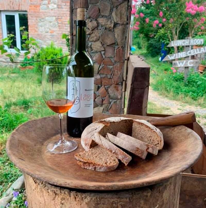 vinho geórgia lagazi wine cellar