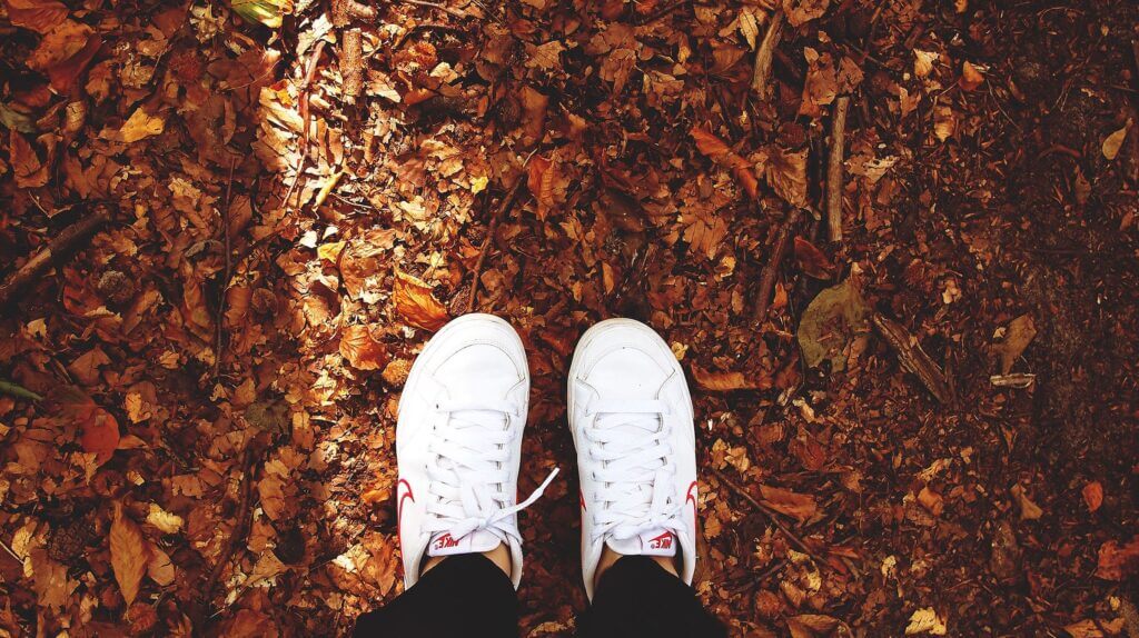 LIVRES PARA CAMINHAR: DICAS PARA MANTER OS PÉS SEM DOR