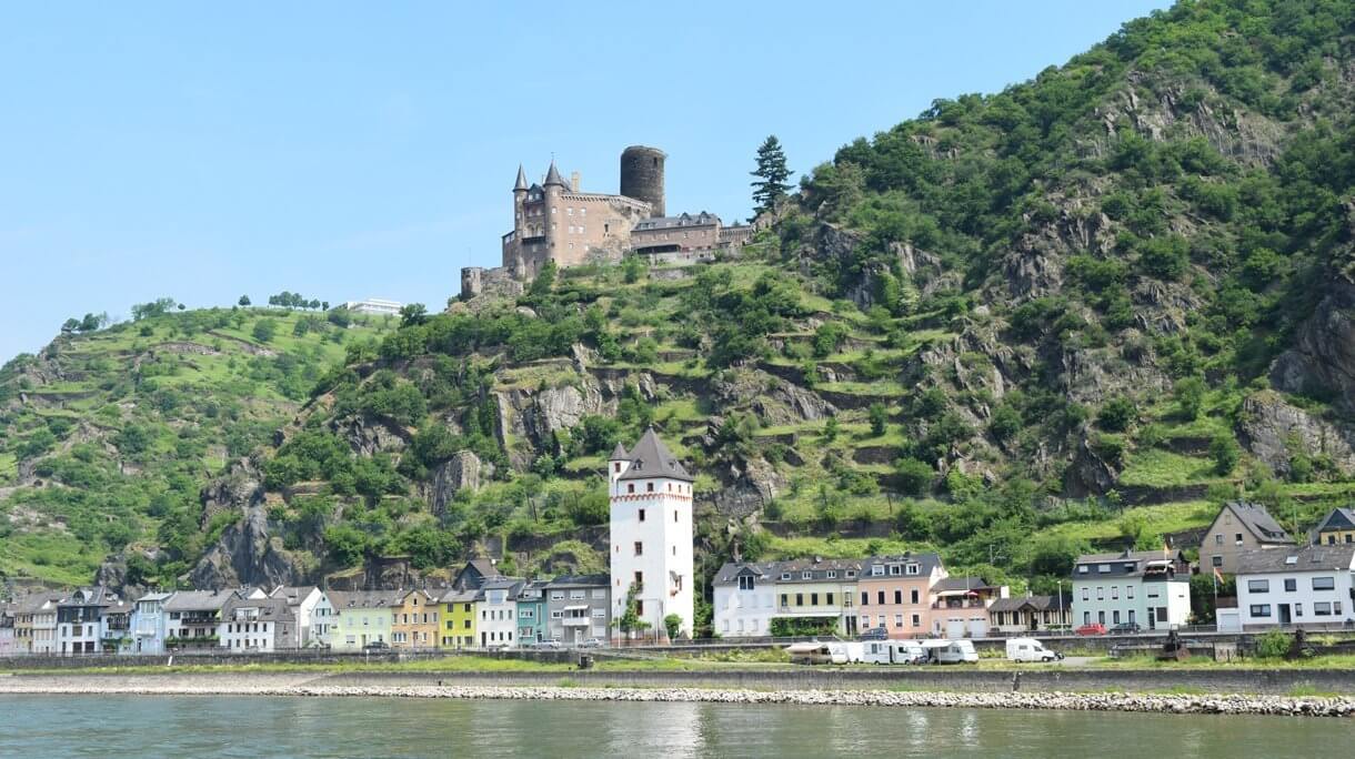 NOSSAS MELHORES LEMBRANÇAS NAVEGANDO PELO RIO RENO