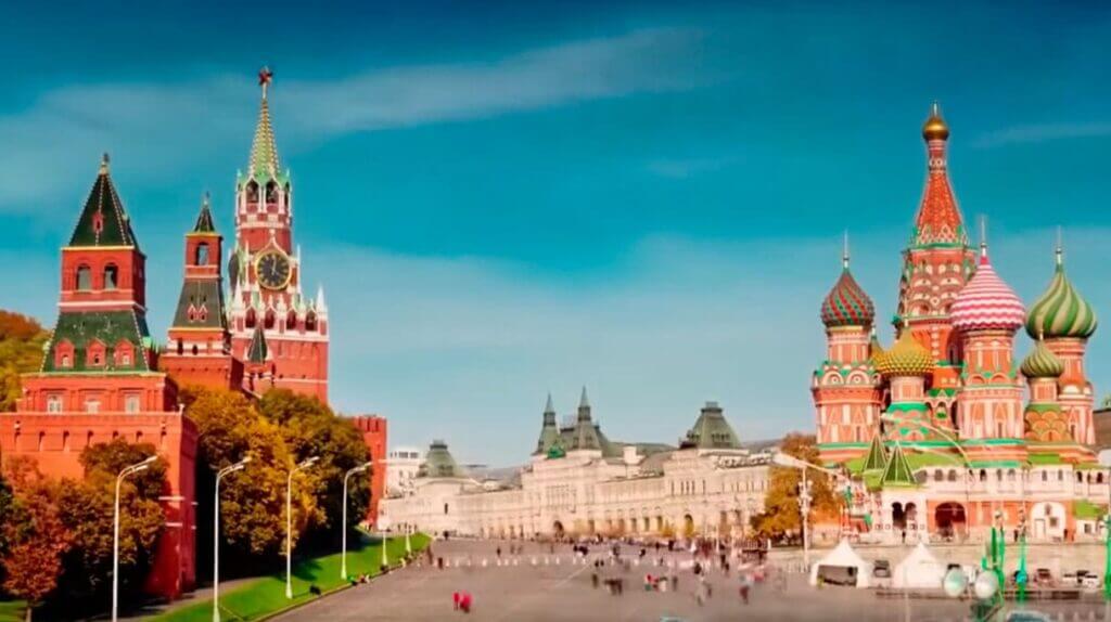 CONHEÇA MAIS SOBRE A RÚSSIA E SUAS TRADIÇÕES