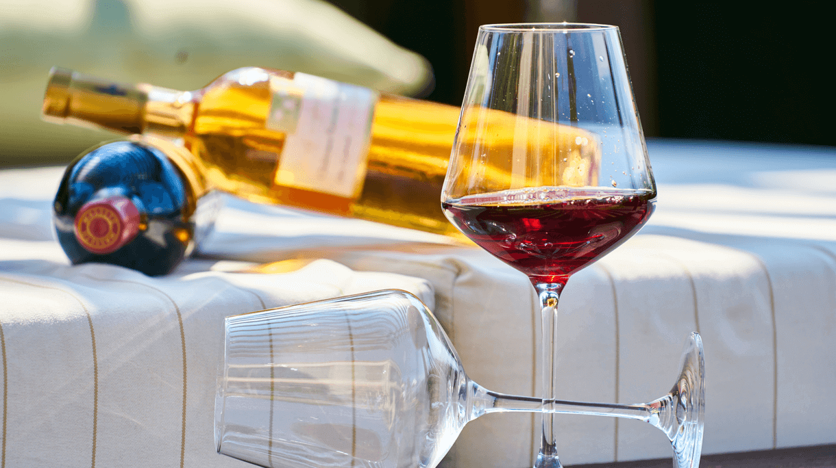 VINHOS GENUINAMENTE ITALIANOS, SEM ESCALAS, NA SUA MESA