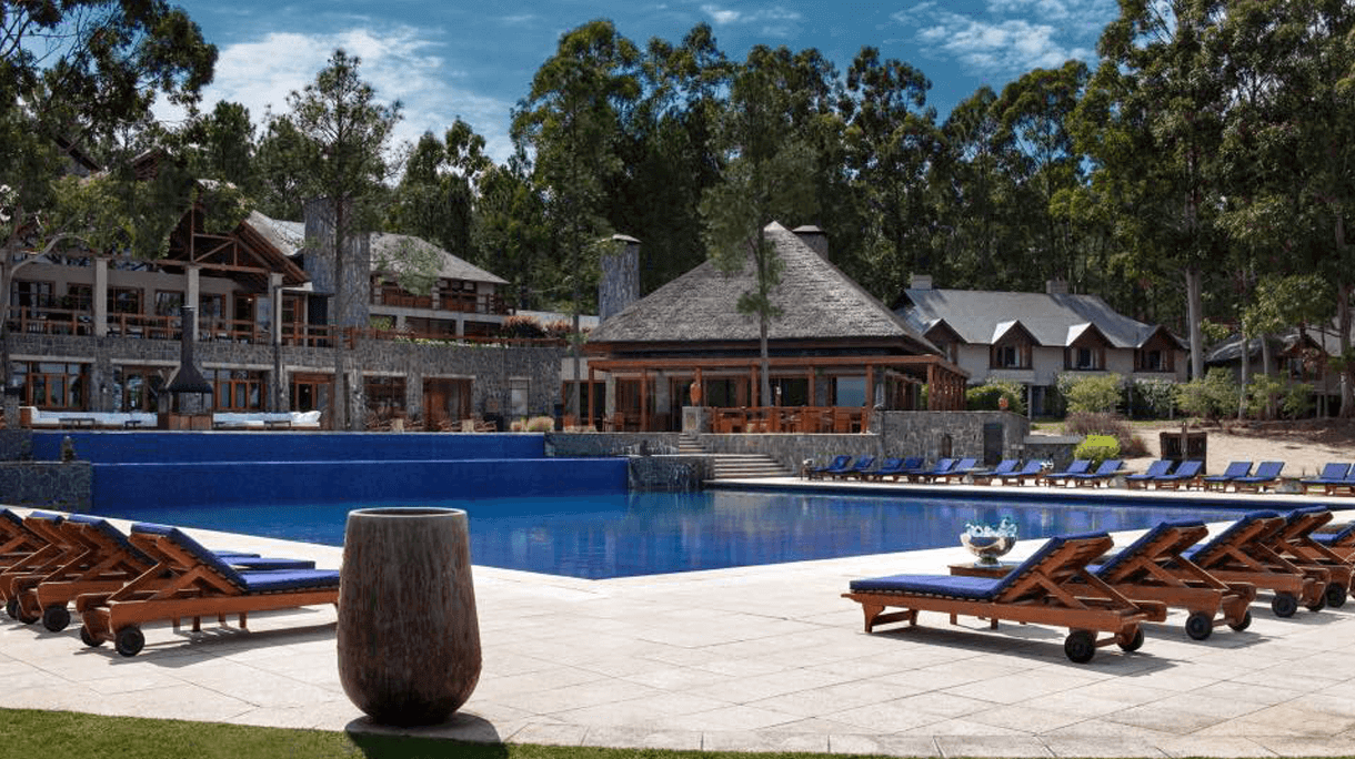 UMA VIAGEM PELOS 5 SENTIDOS NO CARMELO RESORT & SPA