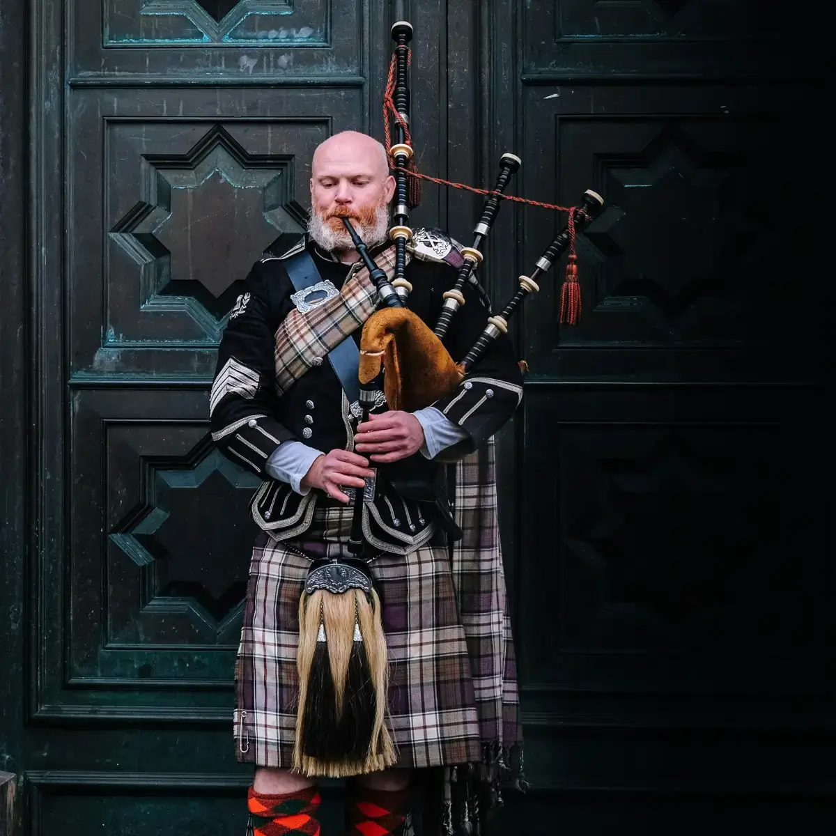 Bagpipes ou gaita de fole: instrumento típico da Irlanda e da Escócia