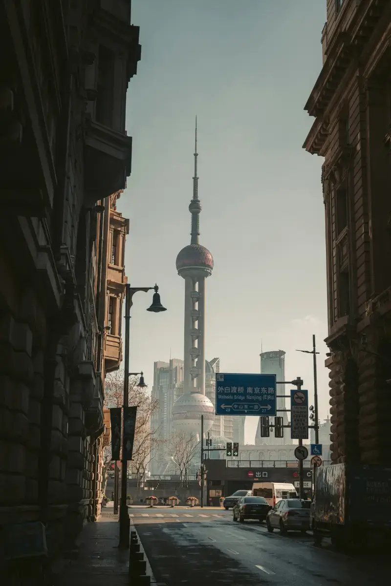 Torre Pérola Oriental, um cartão-postal de Shanghai na China