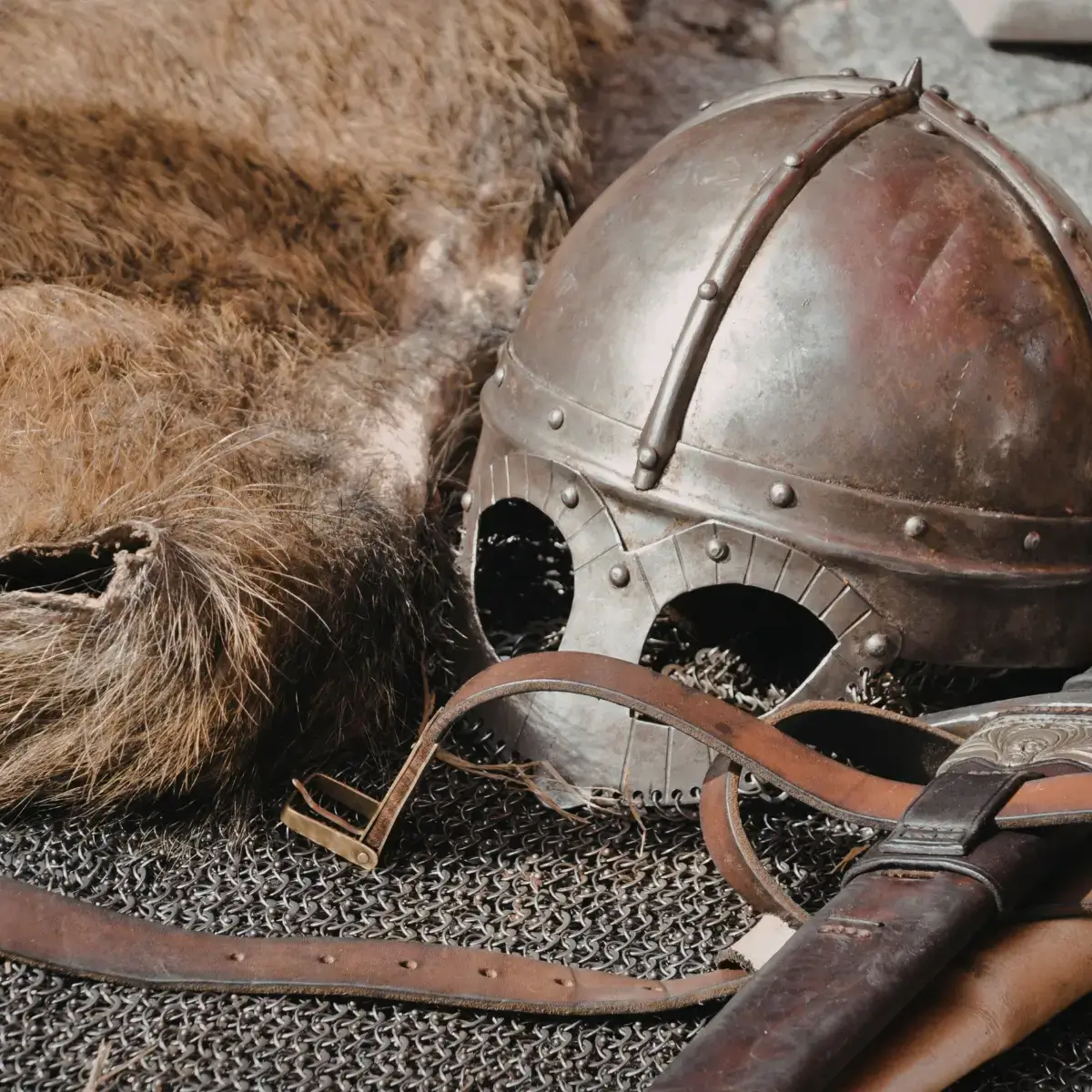 vestimentas típicas vikings, um legado ancestral na cultura da Noruega e da Escandinávia