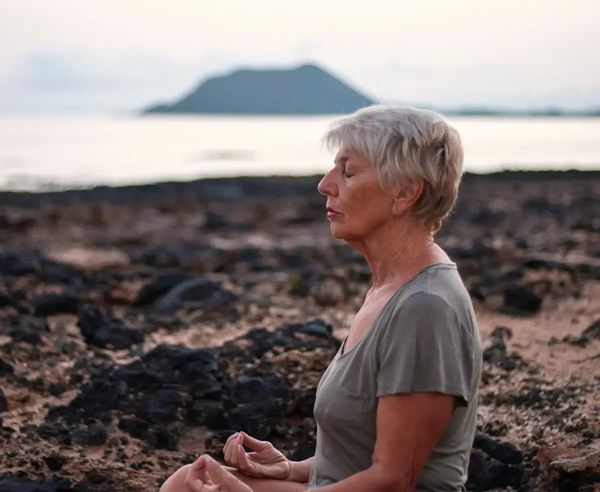 yoga terceira idade maturidade